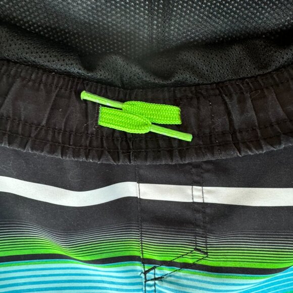 Under Armour Swim Shorts Black/Blue Boys Sz Lg - Picture 5 of 12
